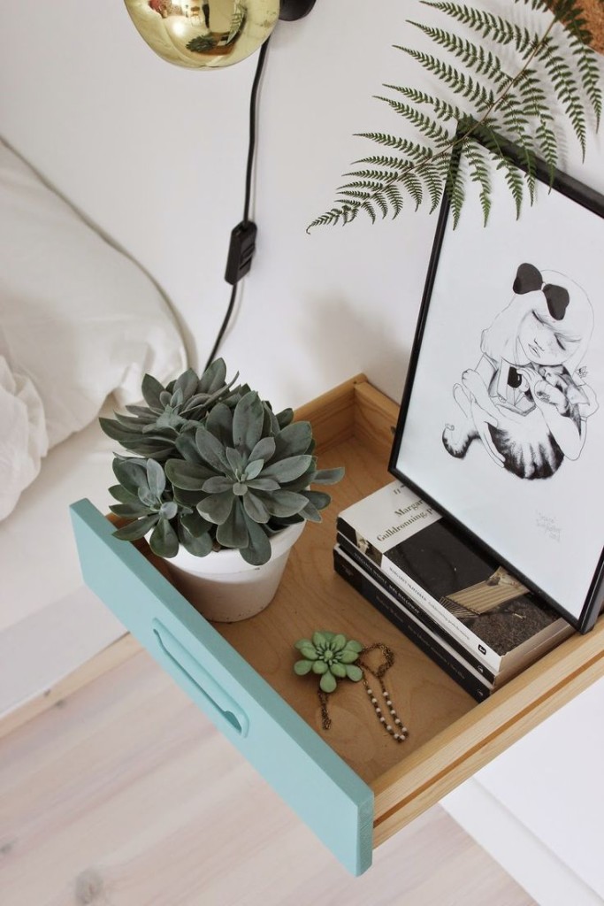 Drawer bedside table