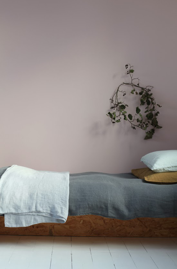 Pink and grey bedroom Le Dans La