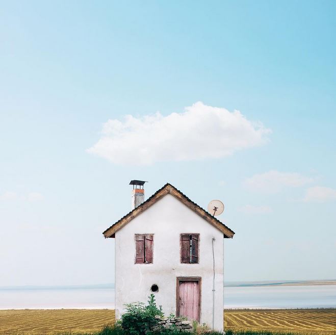 Lonely Houses by Sejkko on Instagram 3